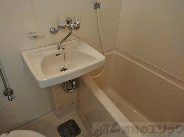 ジュネス阪本の物件内観写真